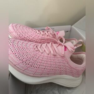 APL Women’s Techloom Zipline